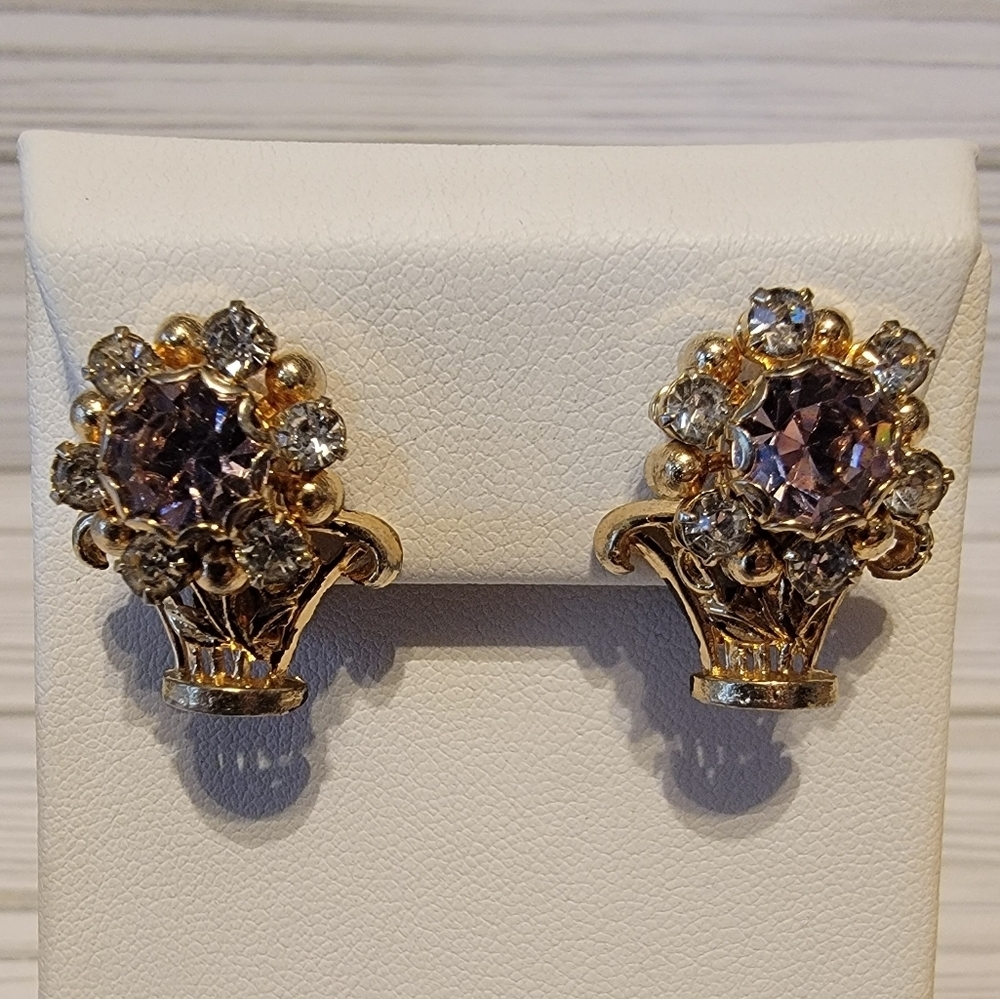 Vintage Lavender Rhinestone Flower Basket Gold Tone Clip On Earrings